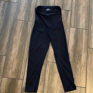Motherhood maternity leggings size small